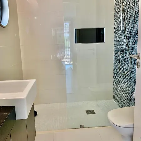 Orada Lola 빌라 알부페이라