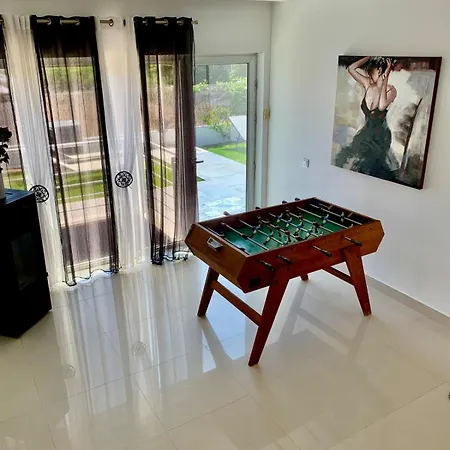 Orada Lola 빌라 알부페이라