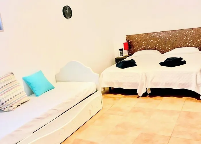 Orada Lola Villa Albufeira